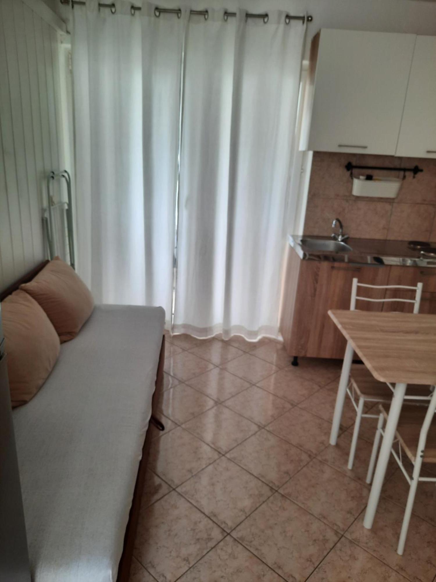 Apartments Juric - Zablace Bilik gambar