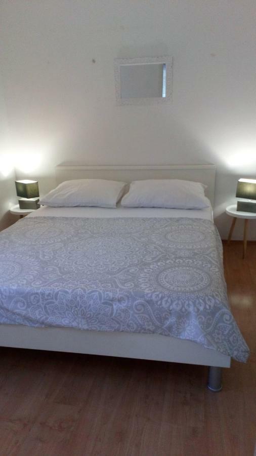Apartments Juric - Zablace Luaran gambar